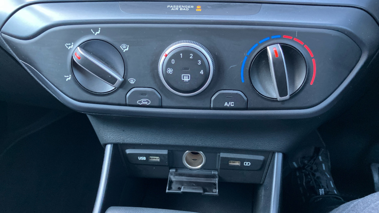 Hyundai i20 1.0T GDi 48V MHD SE Connect 5dr DCT Petrol Hatchback